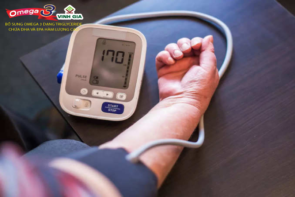 Tại sao thay đổi thời tiết làm huyết áp tăng?